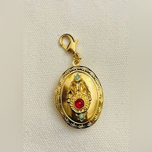 New Ben Amun 24k Gold Plated Oval Locket Pendant Charm "Mutual Love"